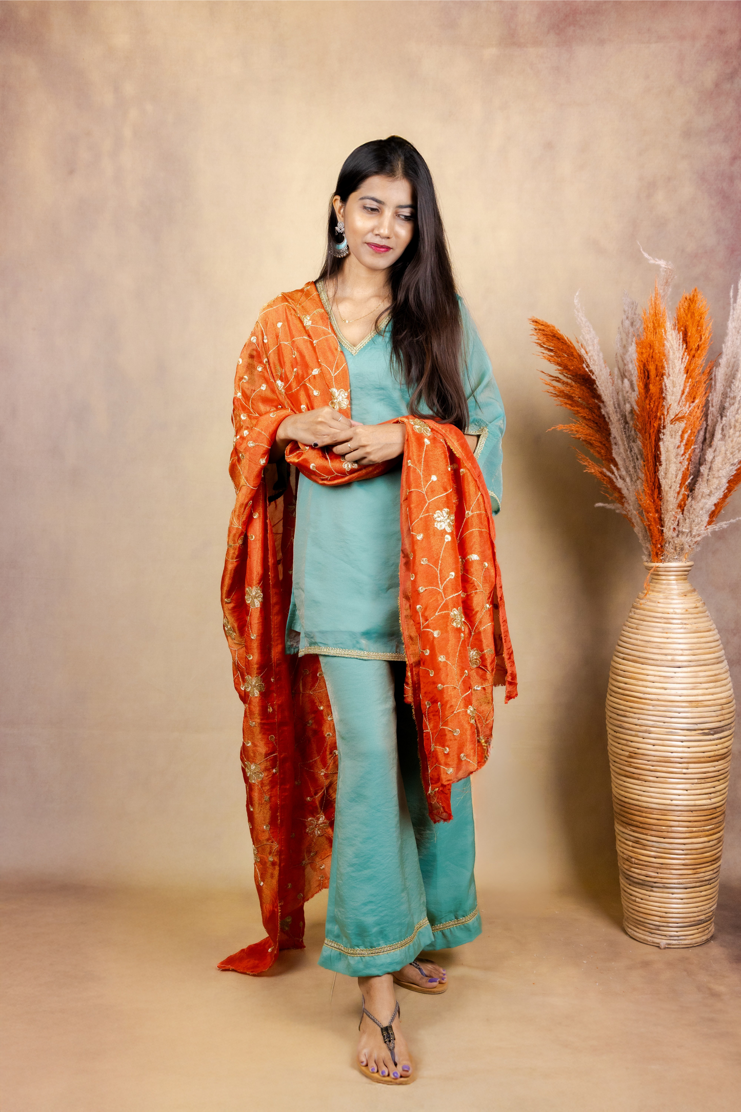 Neel Kamini Zard Patakha Suit Set