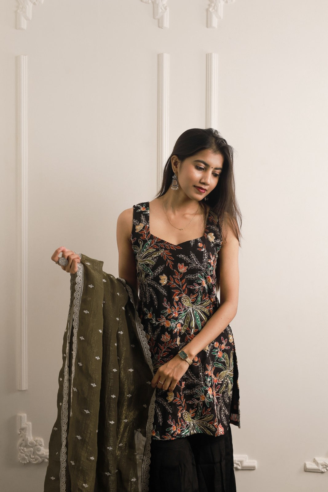 Kaala Noor Embroidered Crepe Sharara Set
