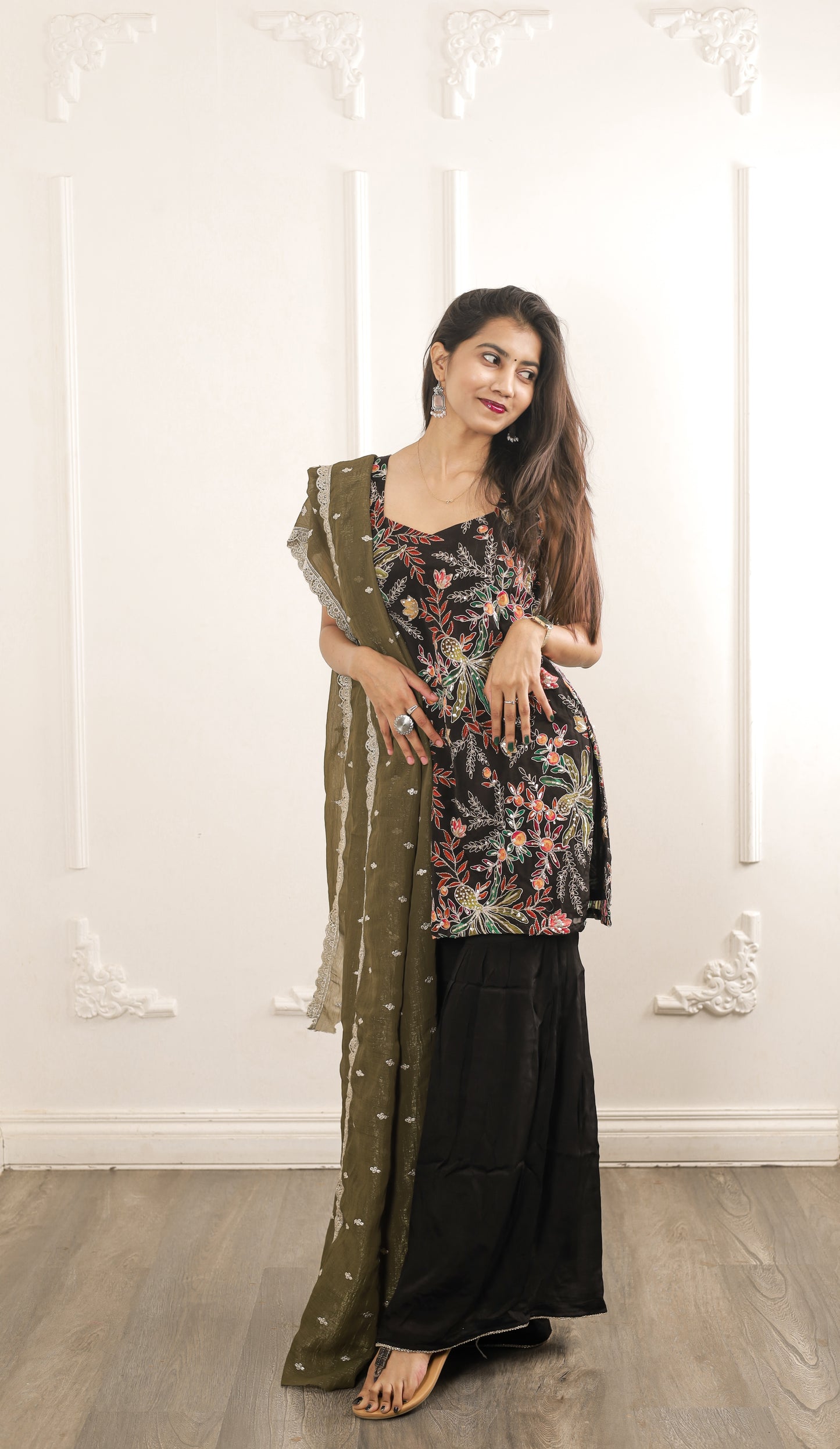 Kaala Noor Embroidered Crepe Sharara Set